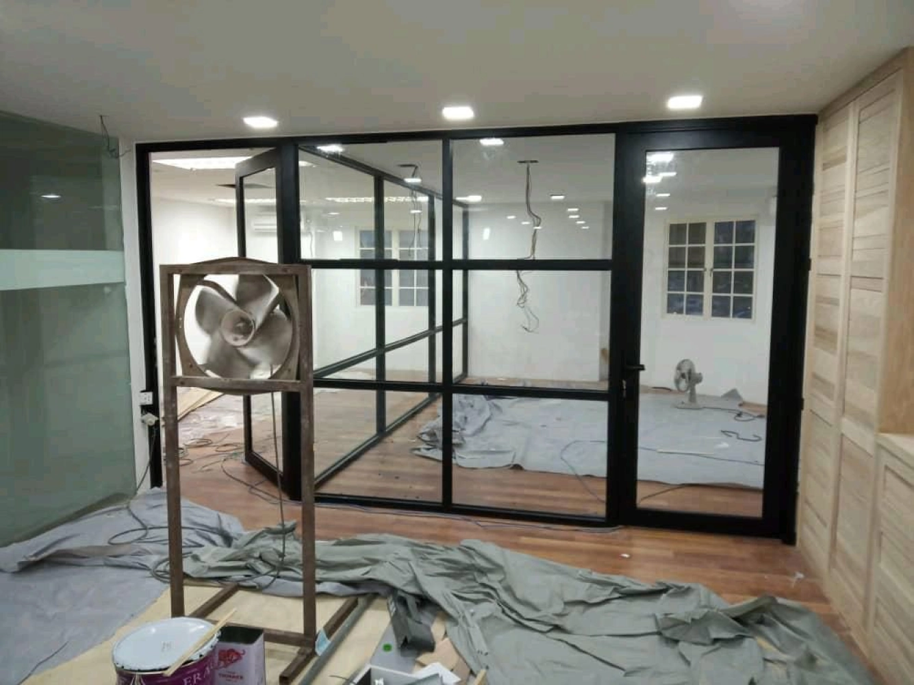 Aluminium Partition
