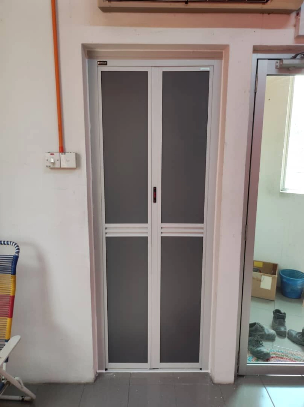 Aluminum Bi Fold Door