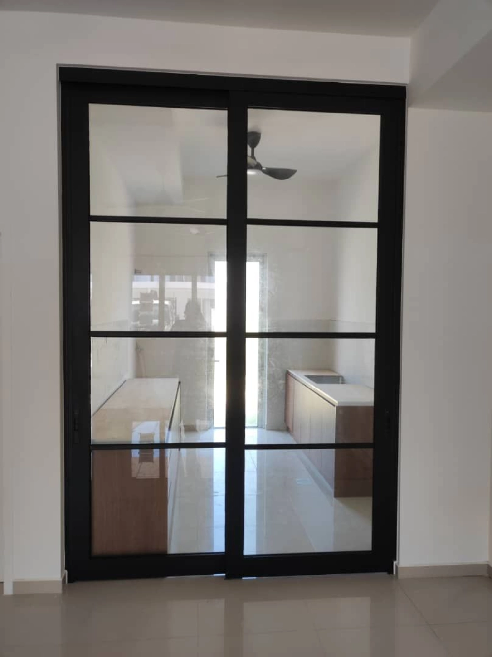 4'" Aluminum Hanging Sliding Door