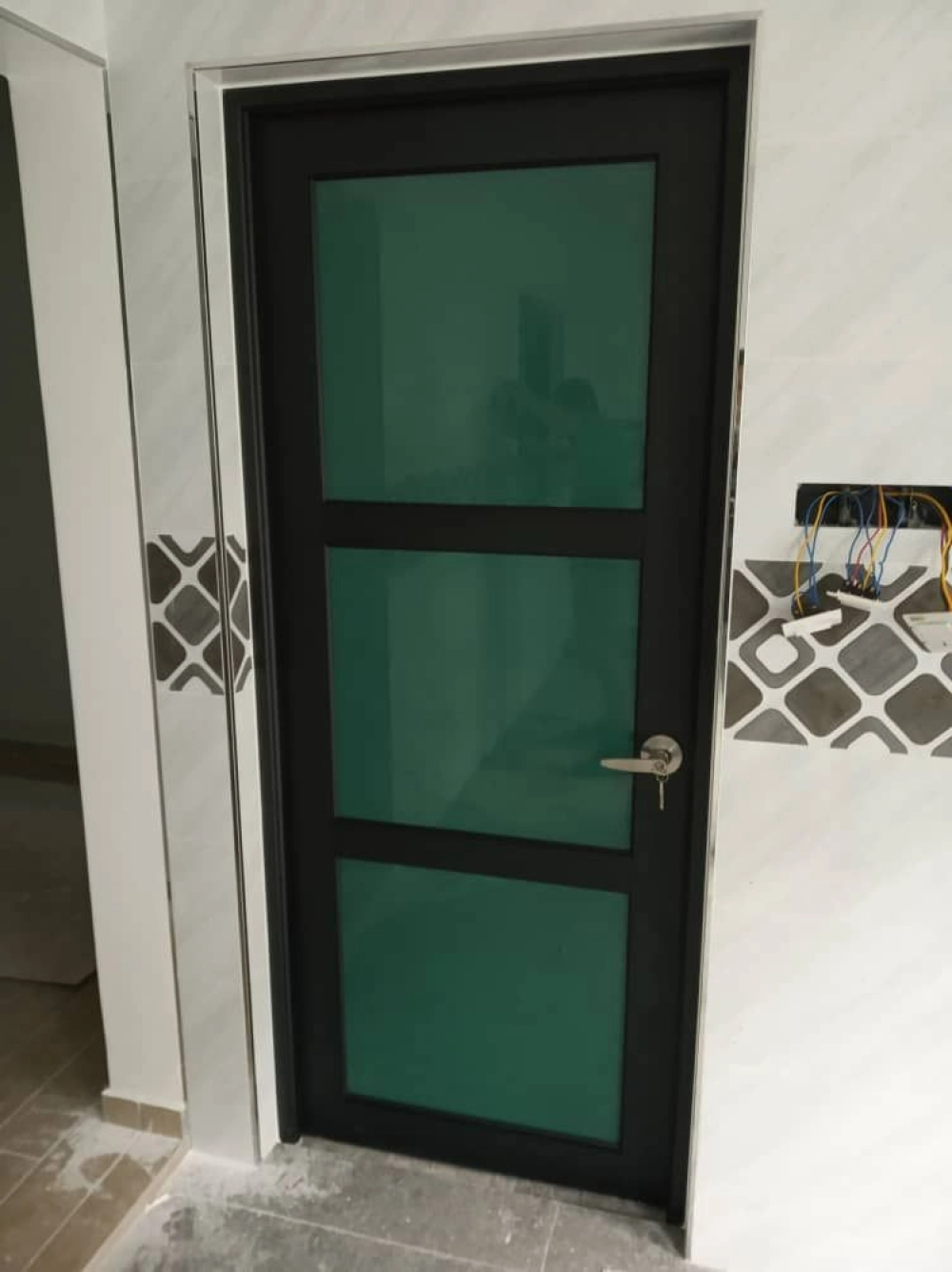 Aluminium Swing Door
