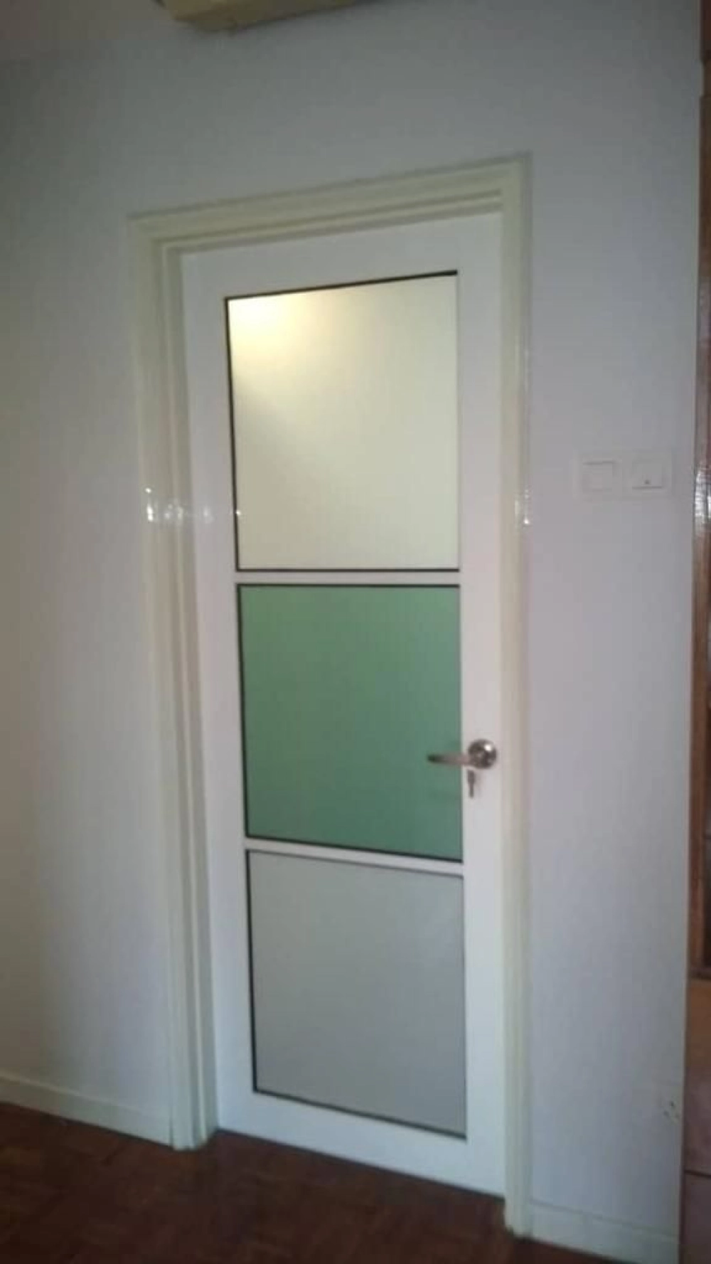 Aluminium Swing Door