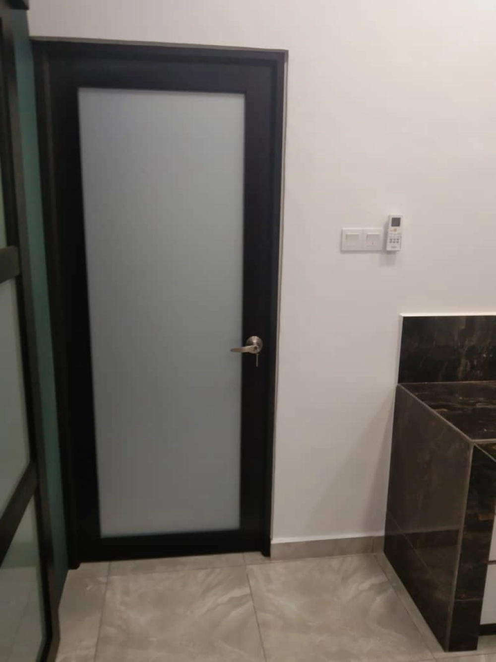 Aluminium Swing Door