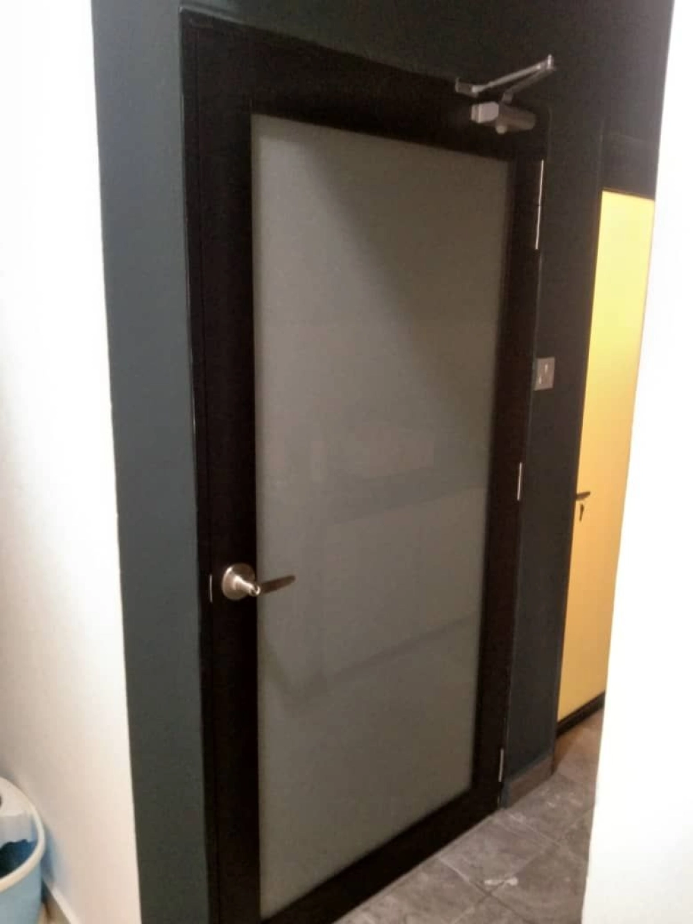 Aluminium Swing Door